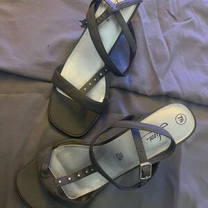 FIONI Black Strappy Sandals